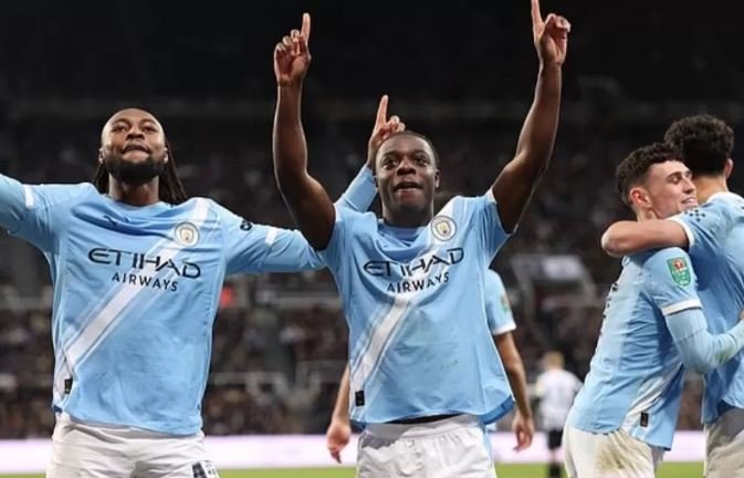 City Mengamuk di St James’ Park: Pelajaran Keras untuk Newcastle, Chelsea Lolos dengan Degup Jantung, Arsenal Tetap di Jalur Quadruple